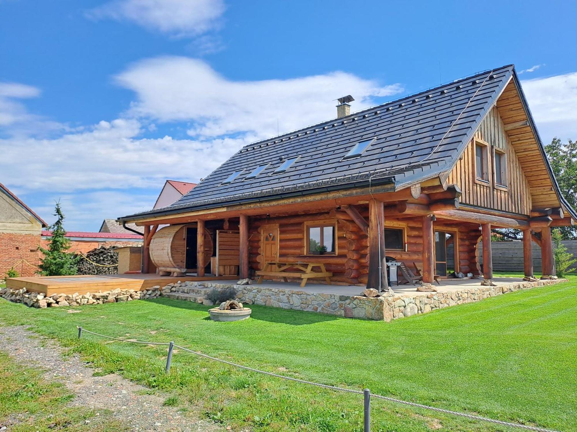 Wellness Srub U Holubu Villa Malsice Екстериор снимка